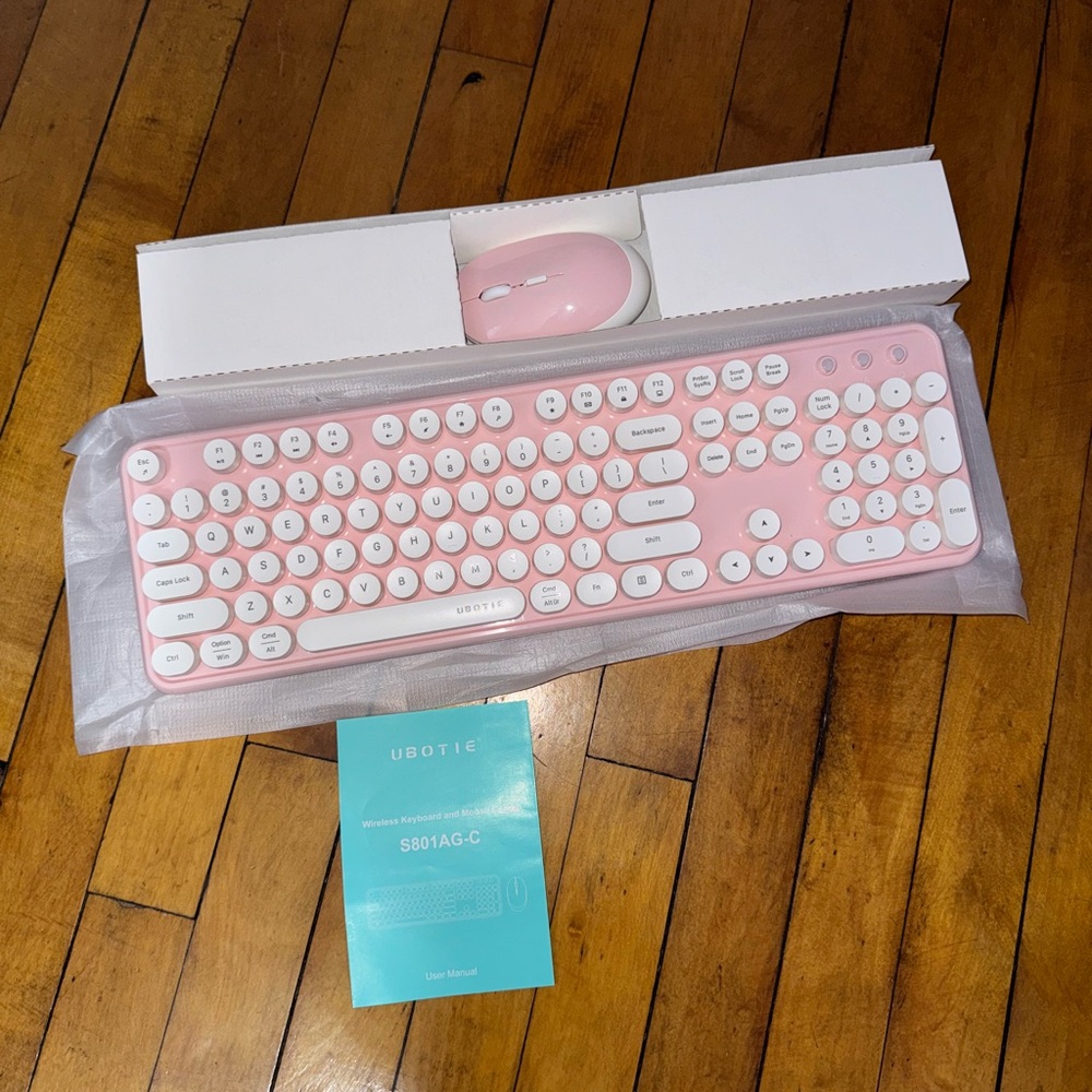 UBOTIE Pink Wireless Keyboard and Mouse Set